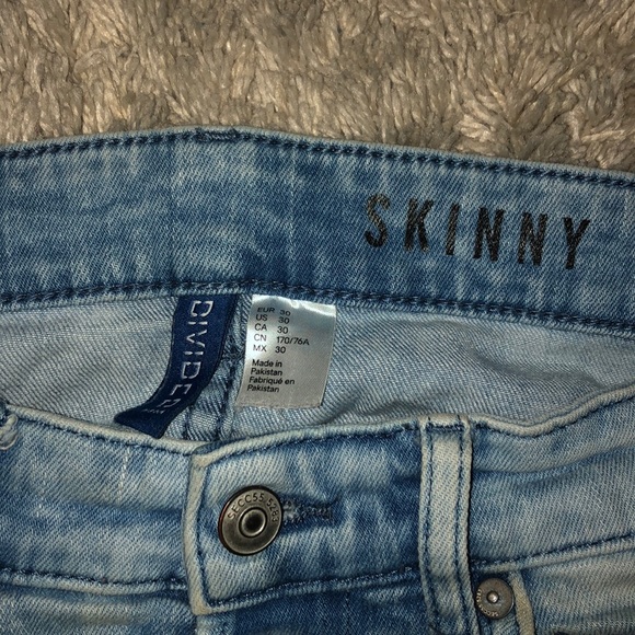 H&M Jeans - Picture 4 of 5